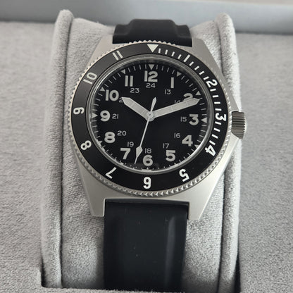 Benrus Type 2 MIL SPEC 39.5mm Watch Ref.T2MS-SS-B-395-01
