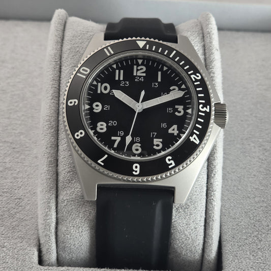 Benrus Type 2 MIL SPEC 39.5mm Watch Ref.T2MS-SS-B-395-01