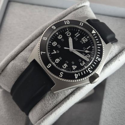 Benrus Type 2 MIL SPEC 39.5mm Watch Ref.T2MS-SS-B-395-01