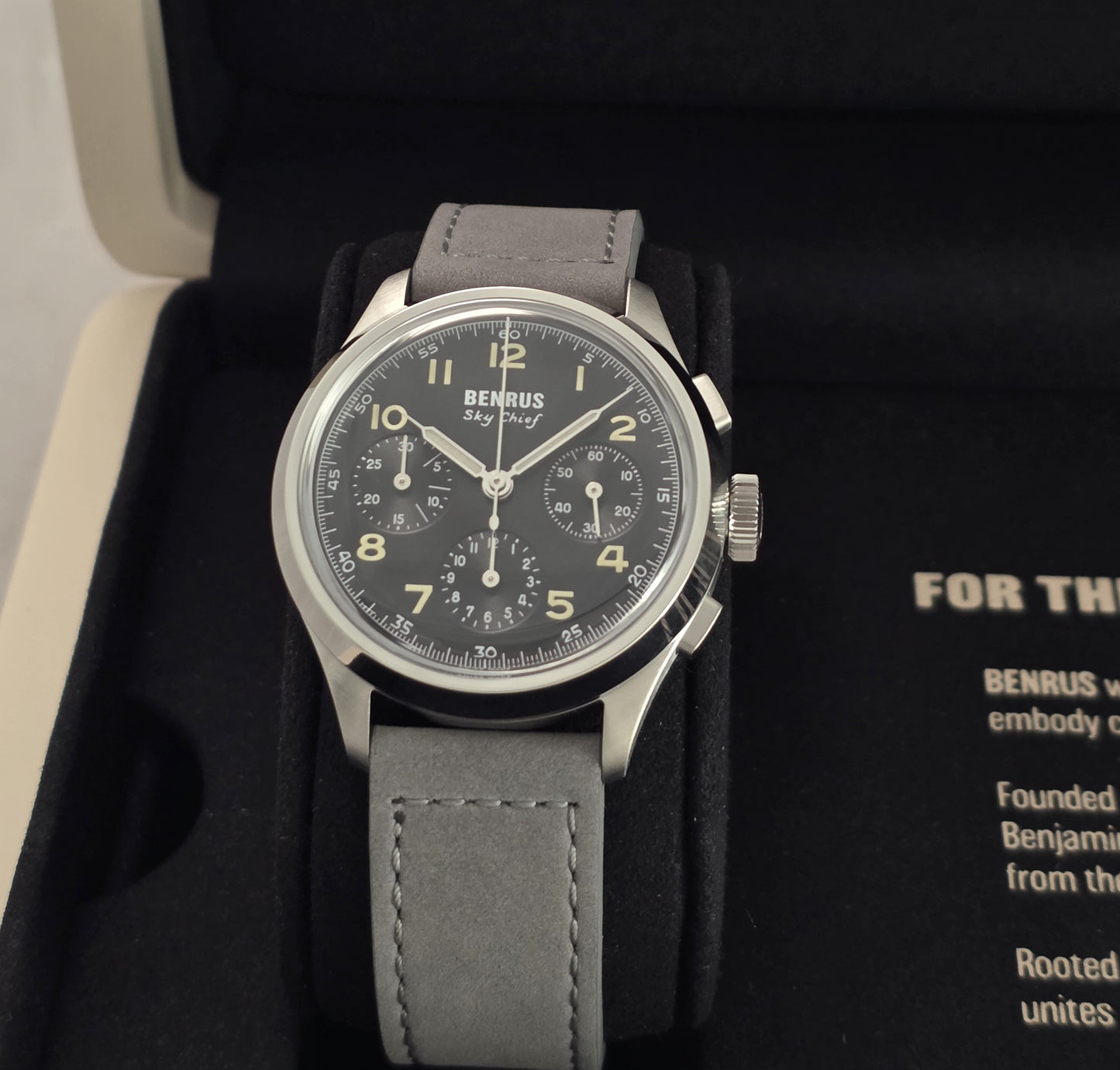 Benrus Sky Chief 36mm Watch Ref. SKY-SS-B-036-01