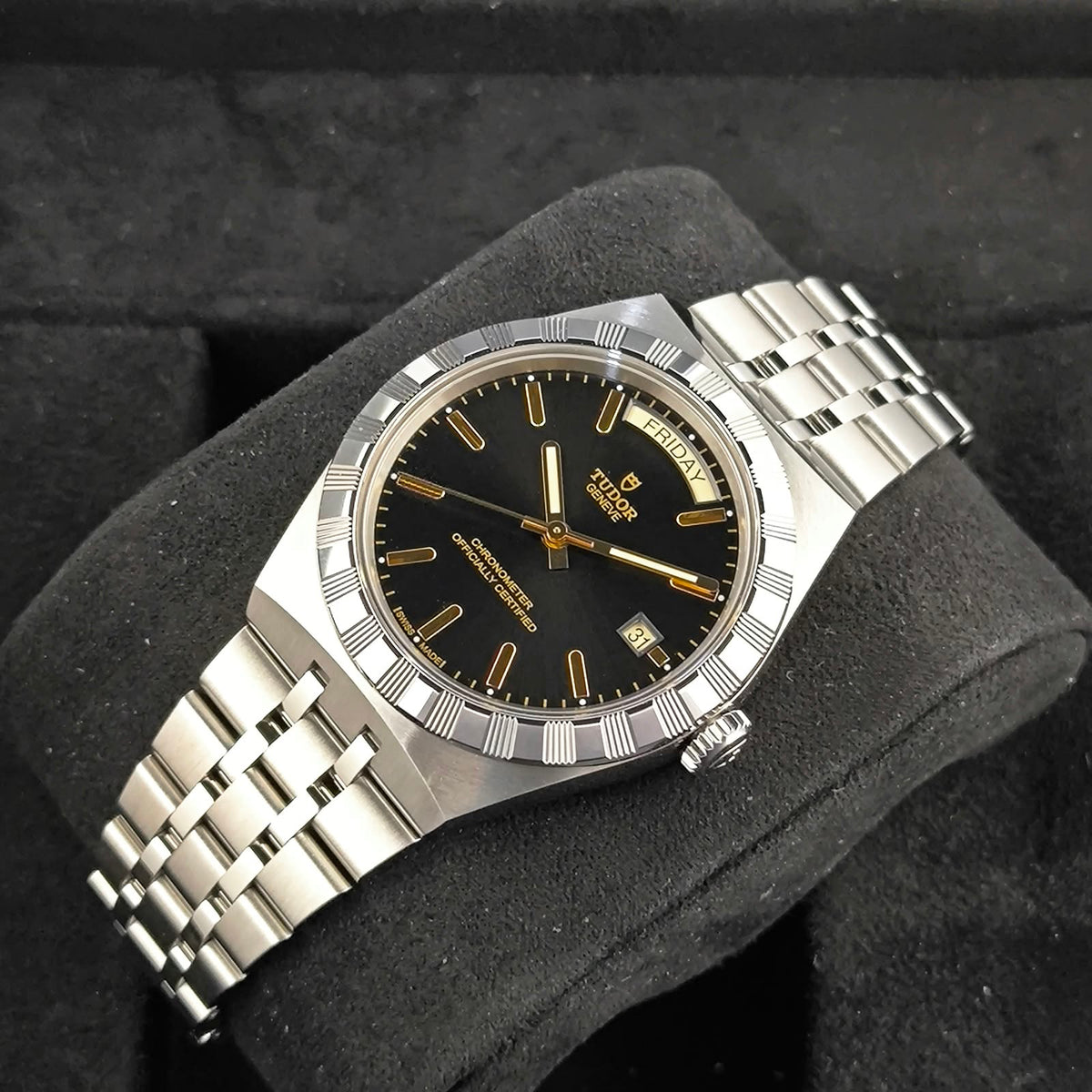 Tudor Royal 40MM watch  Ref. 2840D1A0-0001
