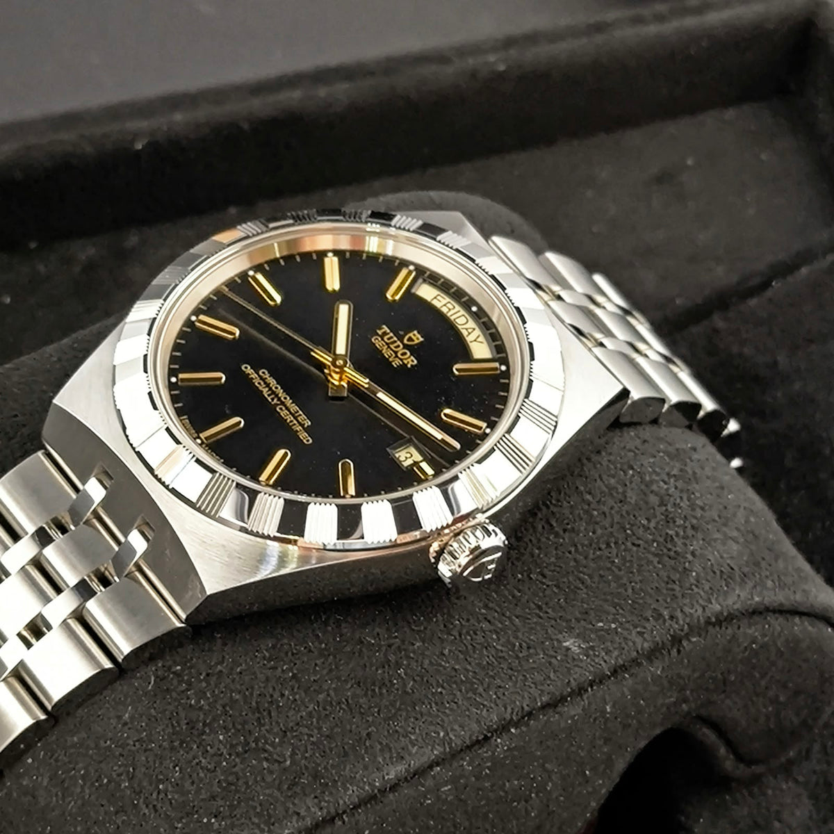 Tudor Royal 40MM watch  Ref. 2840D1A0-0001