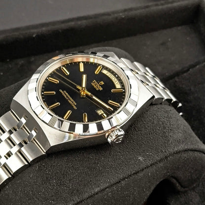 Tudor Royal 40MM watch  Ref. 2840D1A0-0001