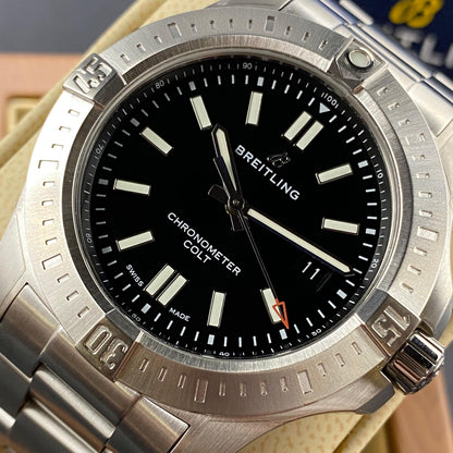 Breitling Chronomat Colt   44mm Ref. A17388101B1A1
