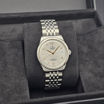 Tudor 1926 36MM watch  Ref. 91450-0001