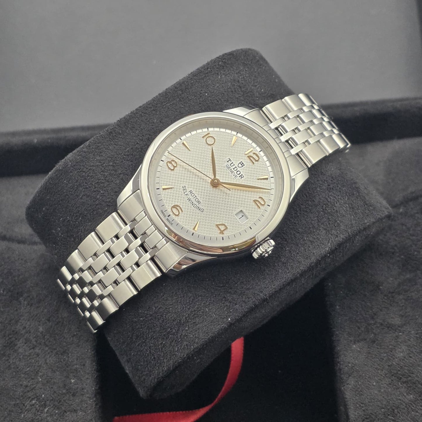 Tudor 1926 36MM watch  Ref. 91450-0001