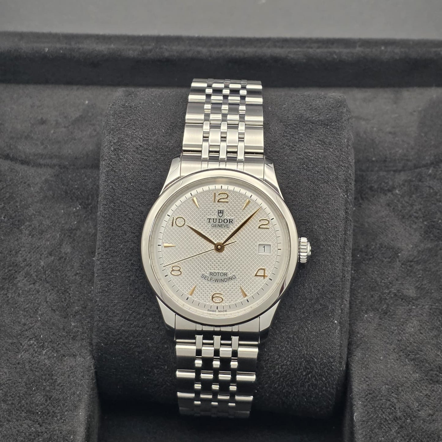 Tudor 1926 36MM watch  Ref. 91450-0001