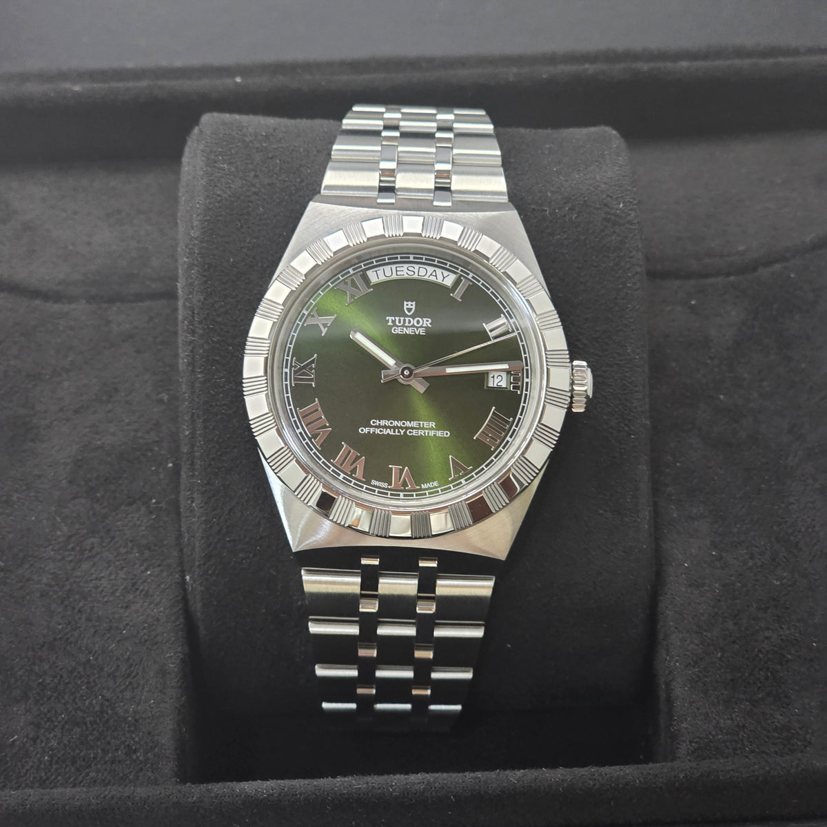 Tudor Royal 40MM watch  Ref. 2840D1A0-0003