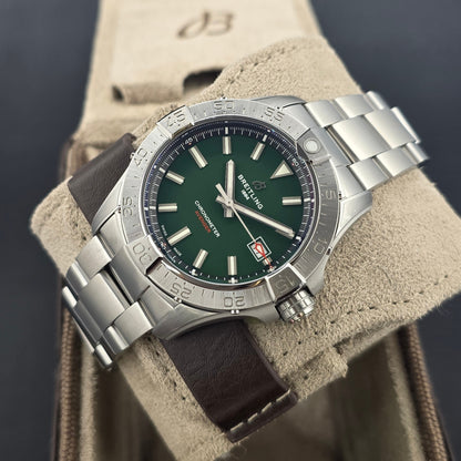 Breitling Avenger Automatic 42mm Ref. A17328101L1A1