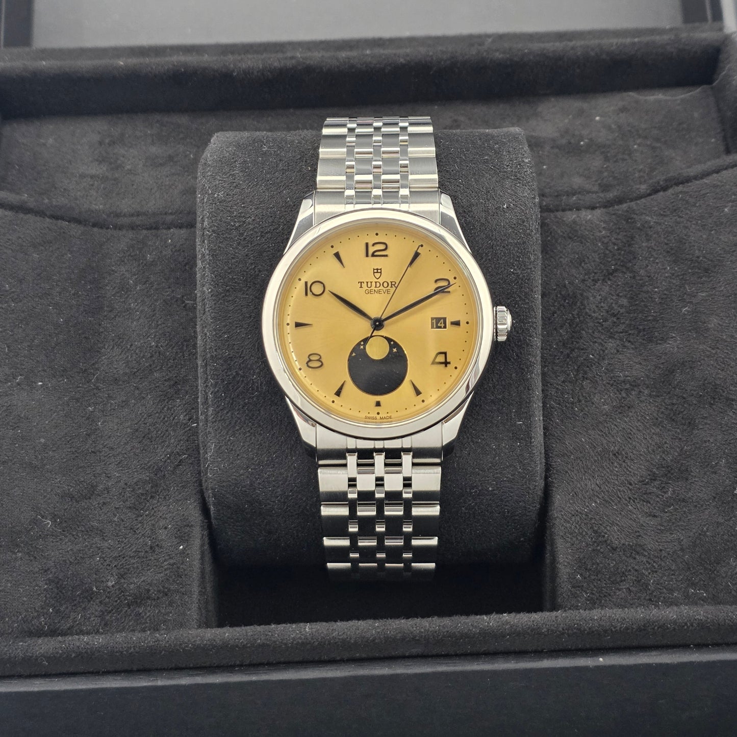 Tudor 1926 Luna 39MM watch  Ref. 91560-0001