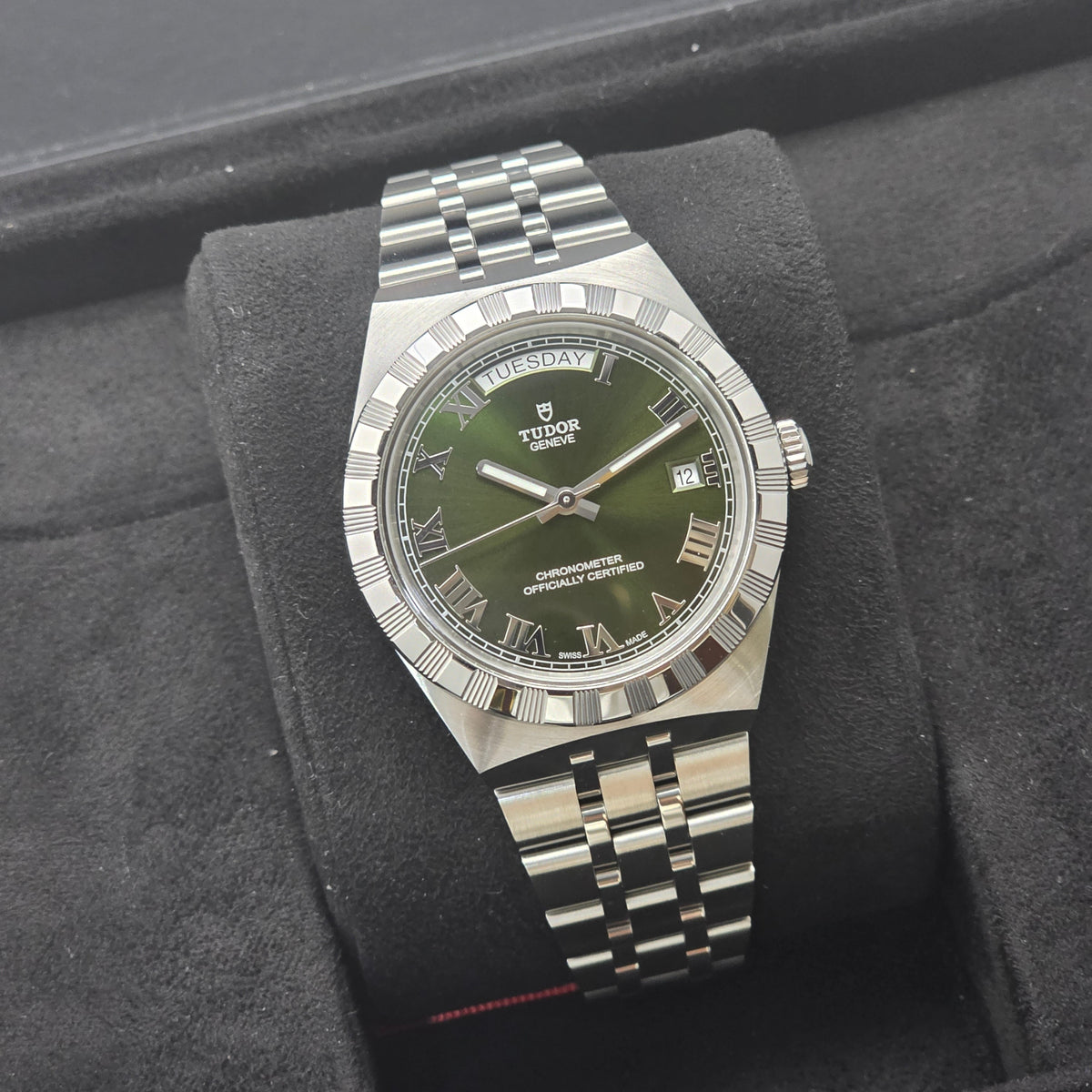 Tudor Royal 40MM watch  Ref. 2840D1A0-0003