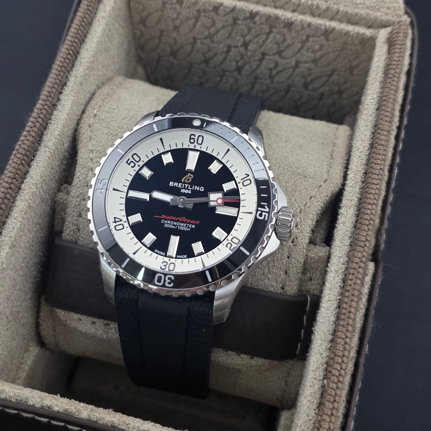 Breitling Superocean Automatic 42mm Ref. A17375211B1S1