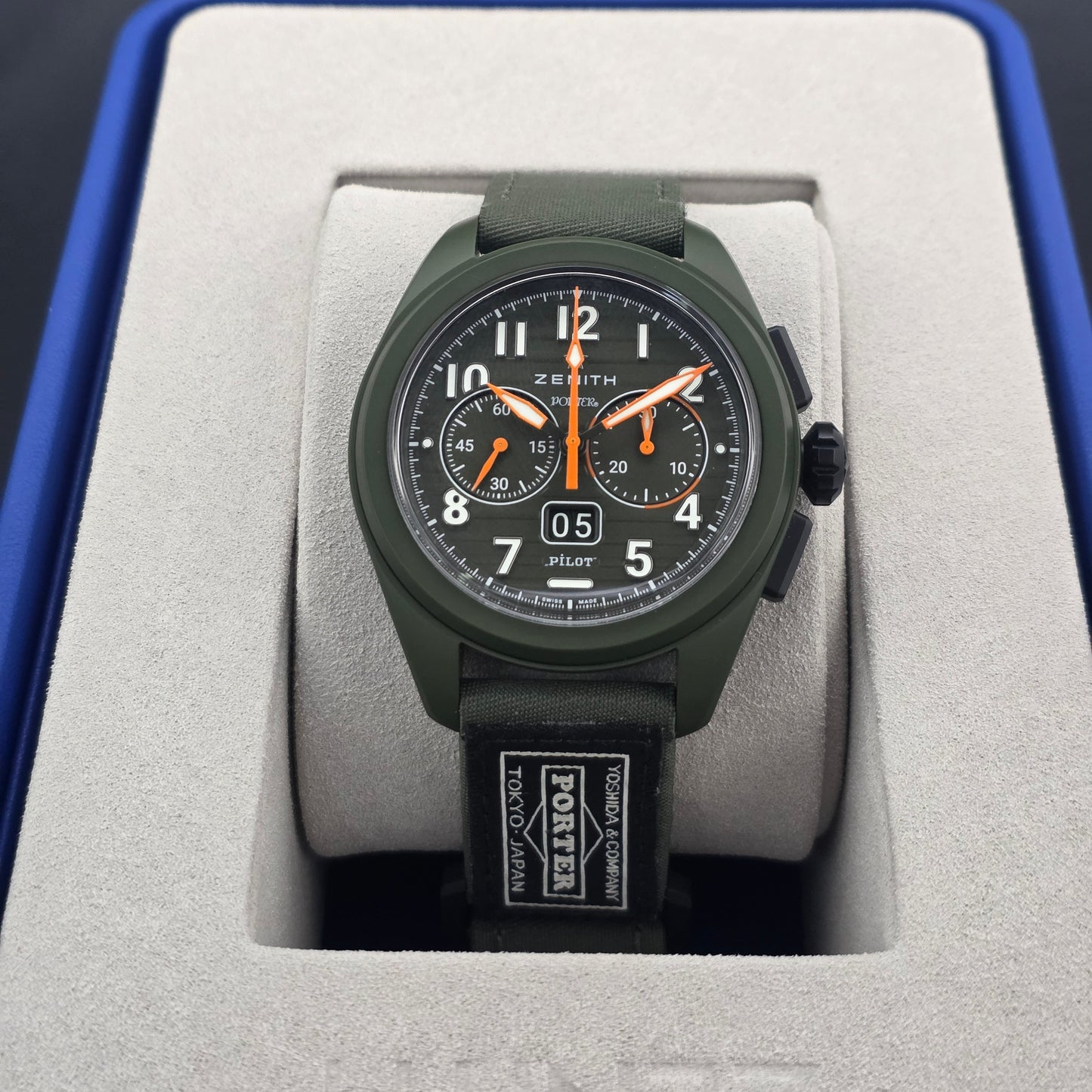 Zenith Pilot Big Date Flyback Porter 42mm Ref. 49.4001.3652/63.I001