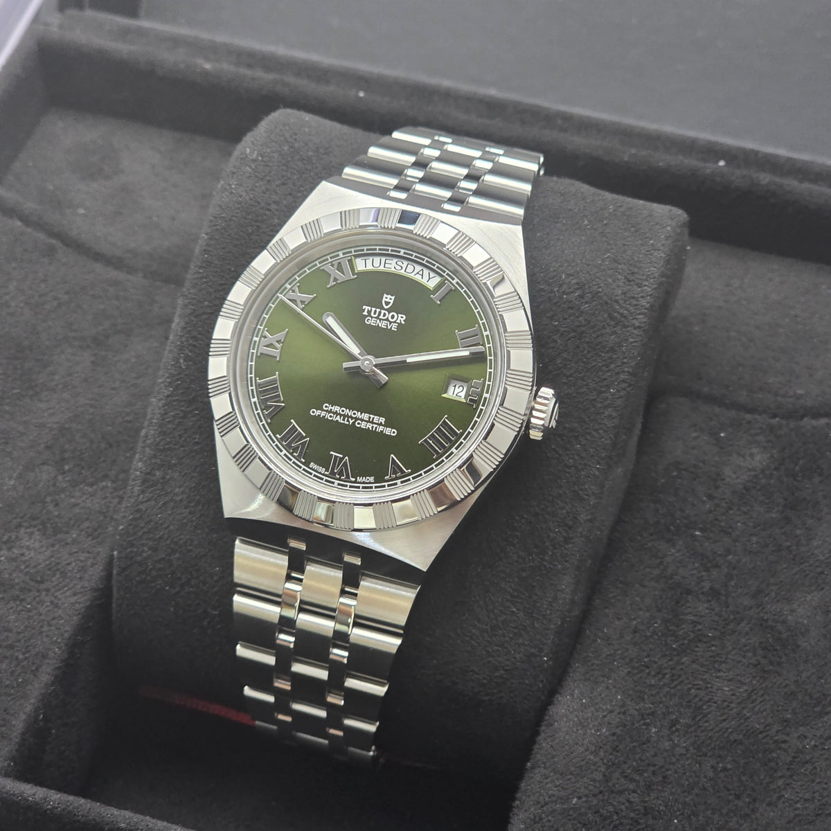 Tudor Royal 40MM watch  Ref. 2840D1A0-0003
