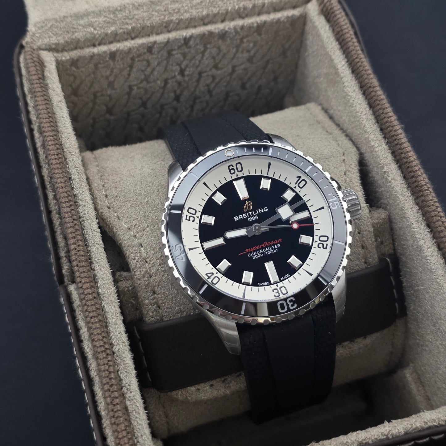 Breitling Superocean Automatic 42mm Ref. A17375211B1S1