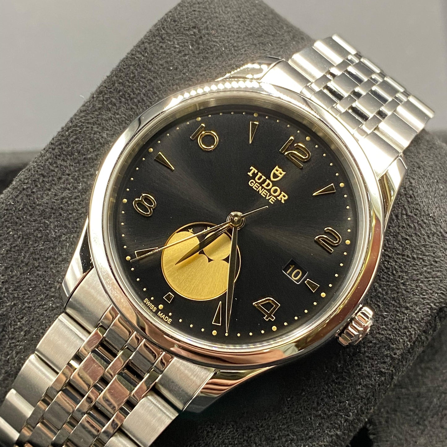 Tudor 1926 Moon 39MM watch  Ref. 91560-0003