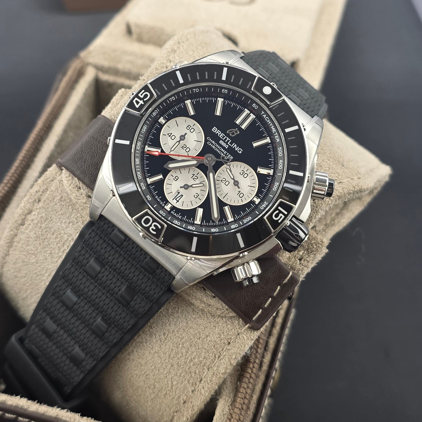 Breitling Super Chronomat B01 44mm Ref. AB0136251B1S1