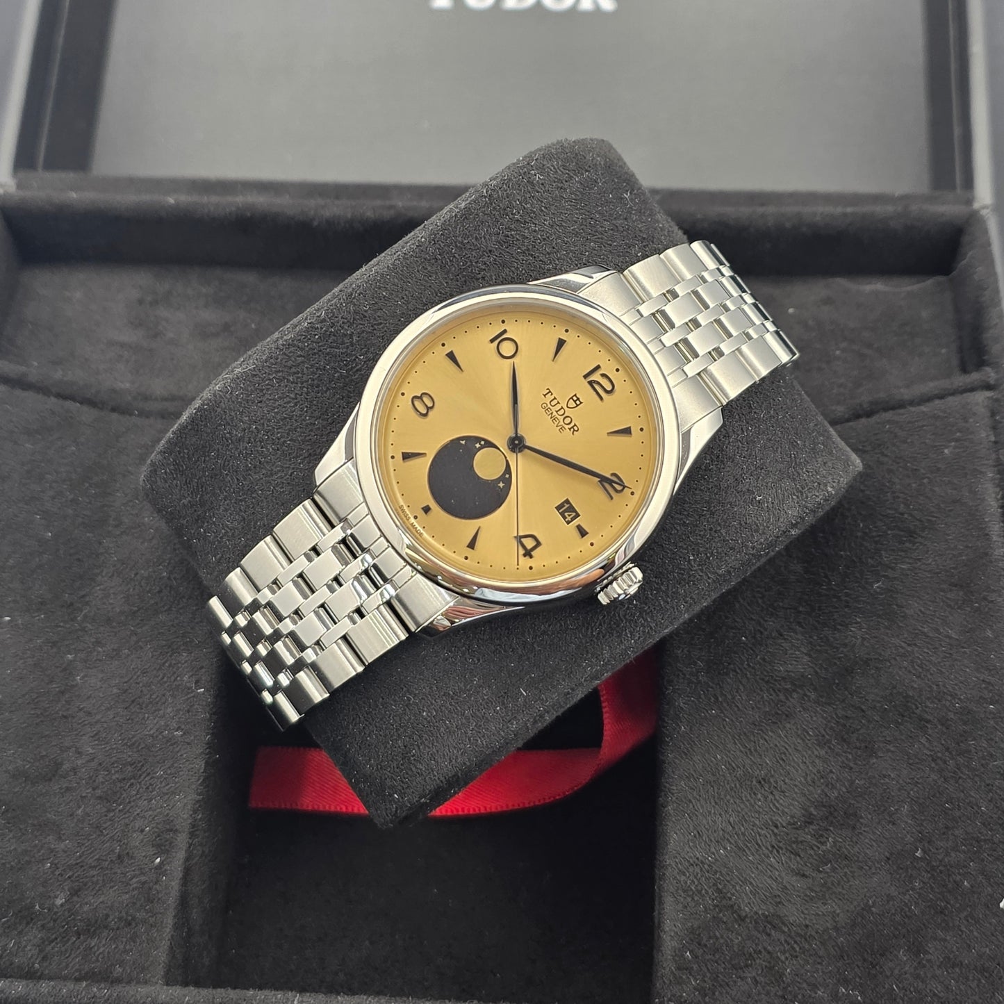Tudor 1926 Luna 39MM watch  Ref. 91560-0001