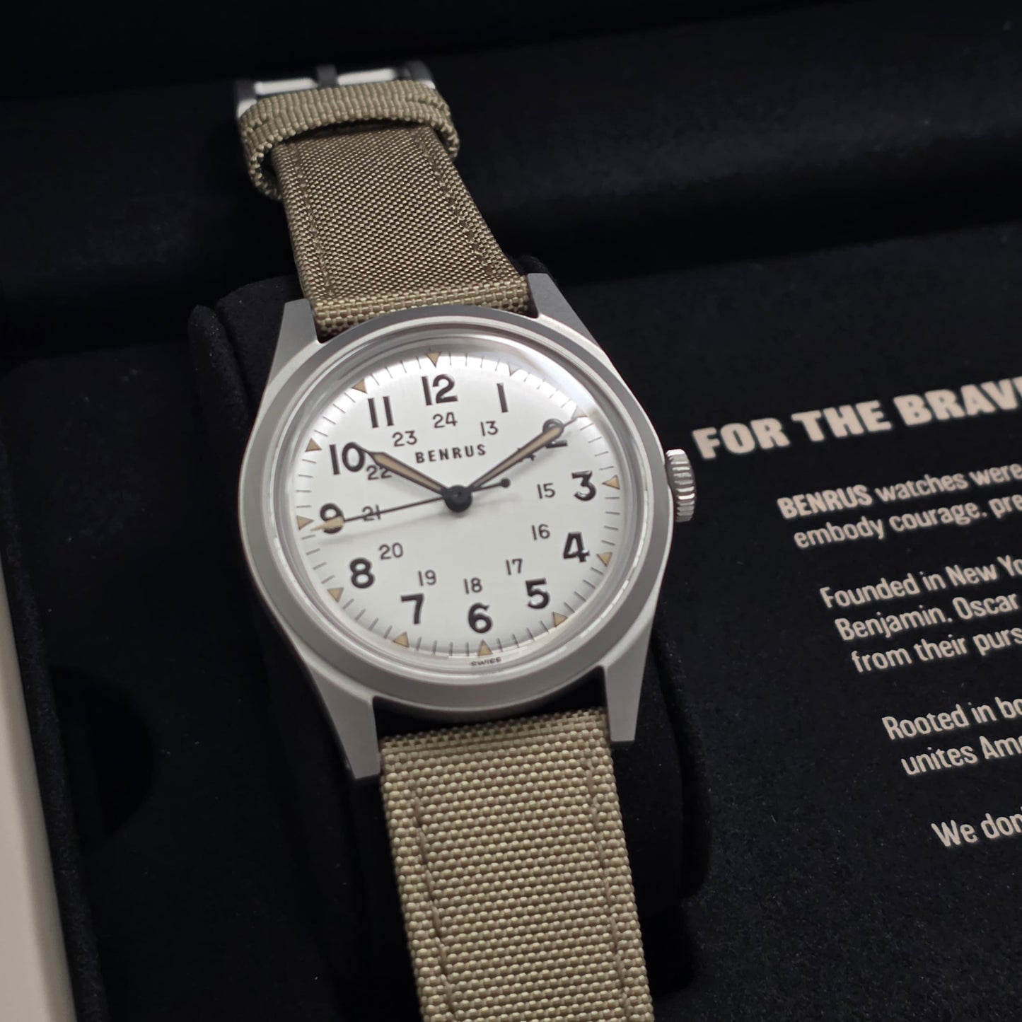 Benrus DTU Shield 38mm Watch Ref. DTU-SS-S-038-01